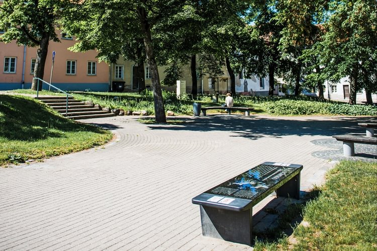 Grająca ławka Ogińskiego